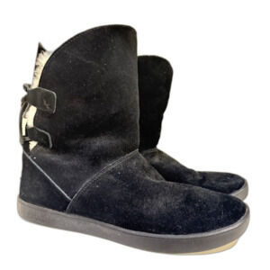 Koolaburra by Ugg Black Winter Sherpa lined Boots Women’s 7